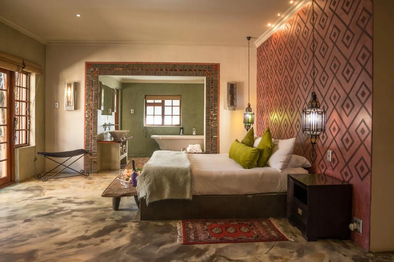 Singa Lodge - Lion Roars Hotels & Lodges Port Elizabeth
