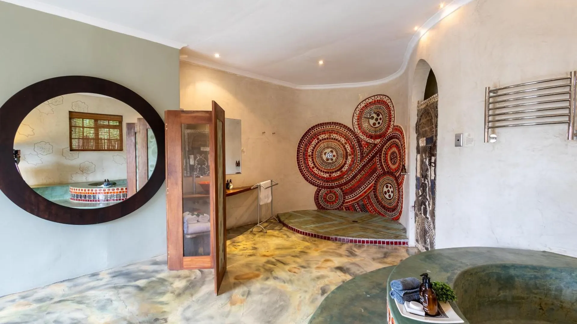 Singa Lodge - Lion Roars Hotels & Lodges Port Elizabeth