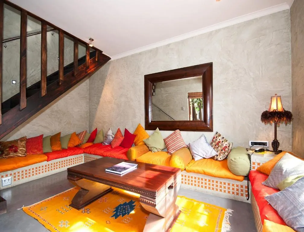 Singa Lodge - Lion Roars Hotels & Lodges Port Elizabeth