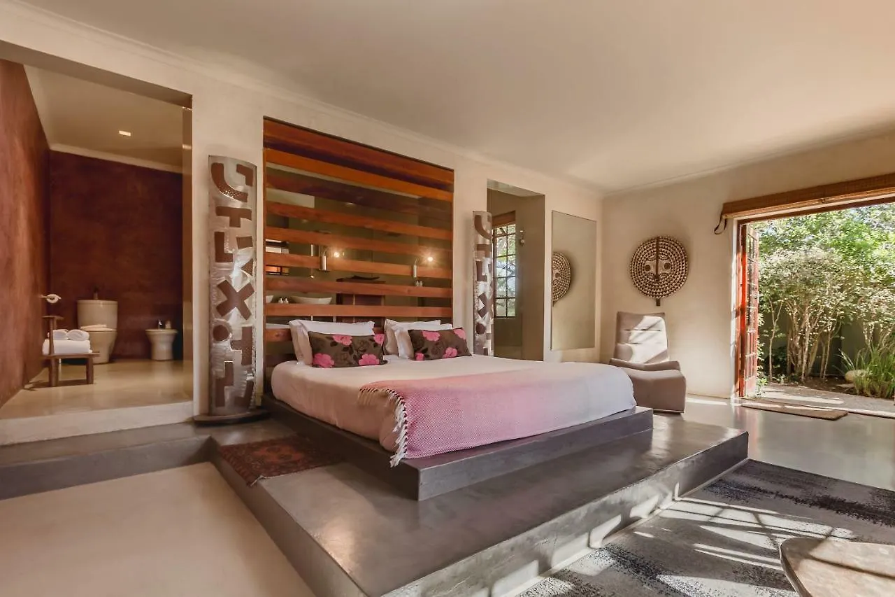 Singa Lodge - Lion Roars Hotels & Lodges Port Elizabeth